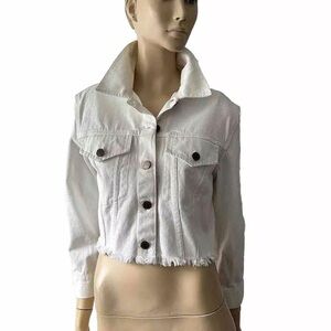 NWT Alice & Olivia white denim cropped jacket size M